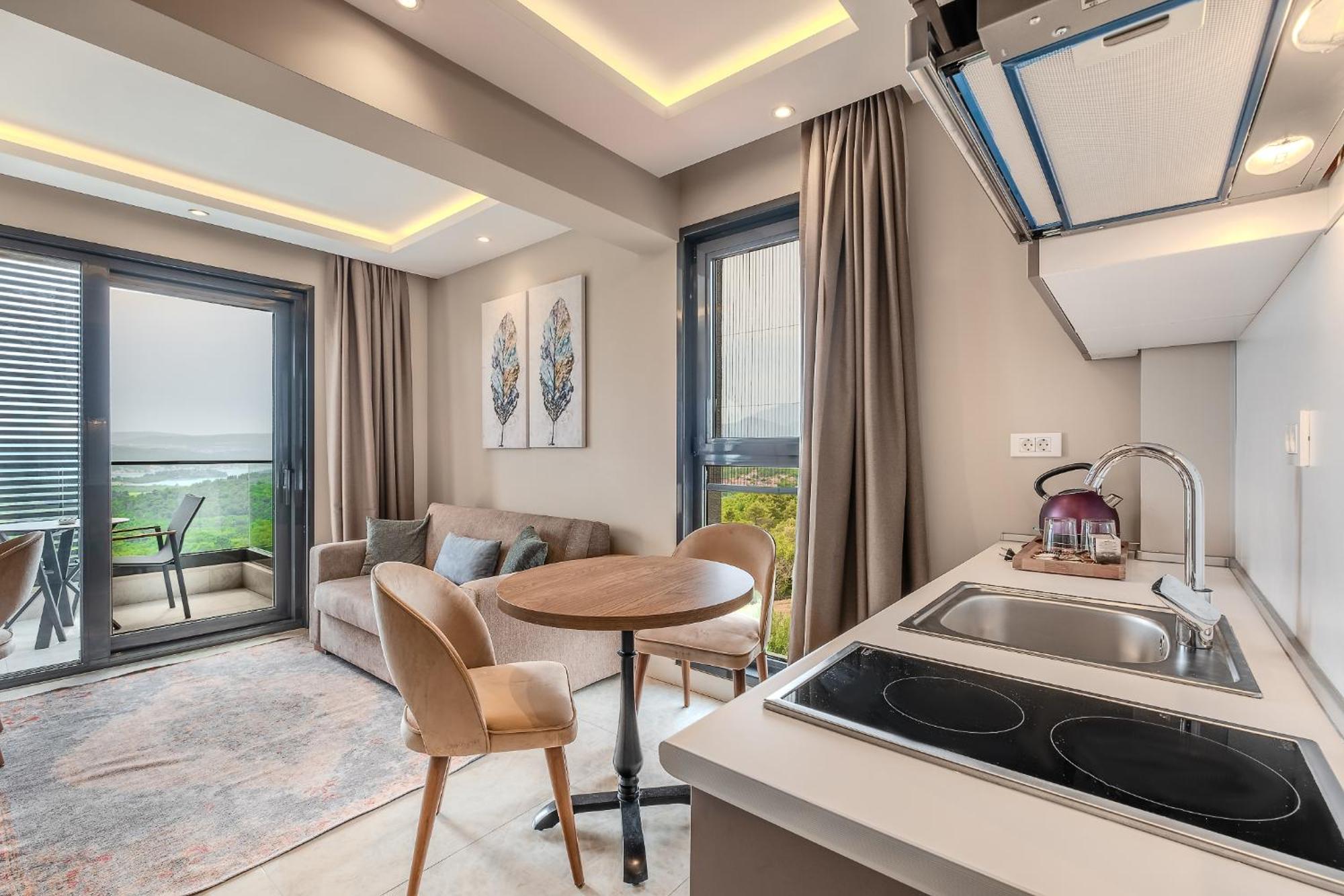 Montenegro Lodge Kavač Kamer foto A typical apartment in the complex